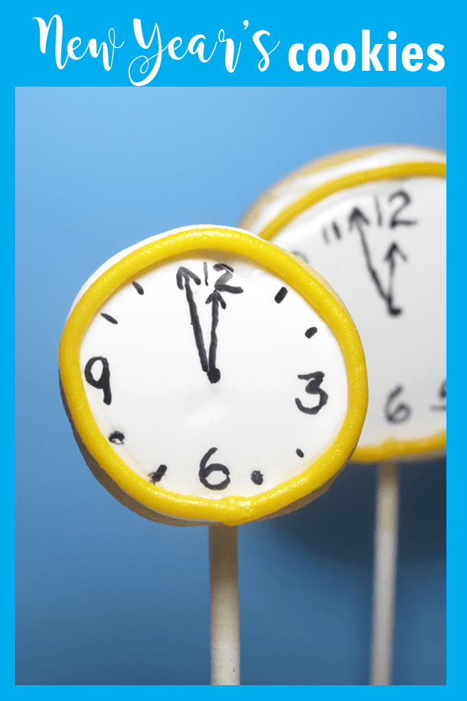NEW YEARS EVE CLOCK COOKIES, "almost midnight"! A fun food idea for New Year's Eve party. 